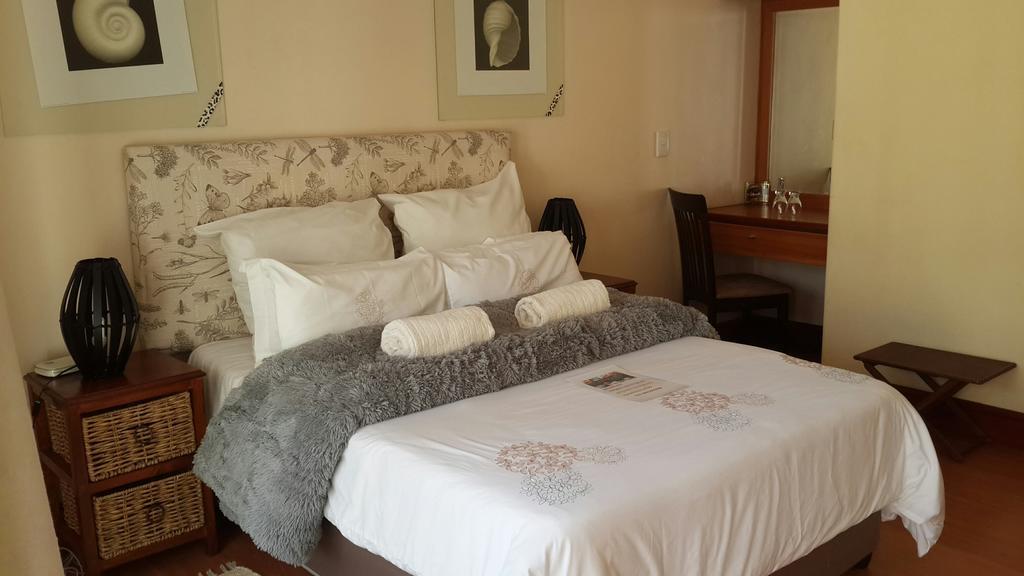 Natalie Guesthouse โบลแบร์กสตรานด์ ภายนอก รูปภาพ