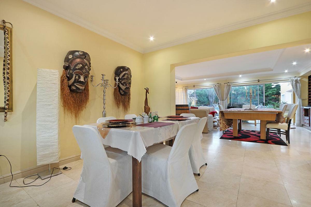 Natalie Guesthouse โบลแบร์กสตรานด์ ภายนอก รูปภาพ